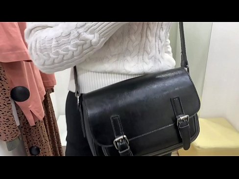 ❤️ Masturbasi umum tina jalang ngora FeralBerry sareng dildo di kamar pas ☑ porno geulis dina su.hentaisun.ru ❌
